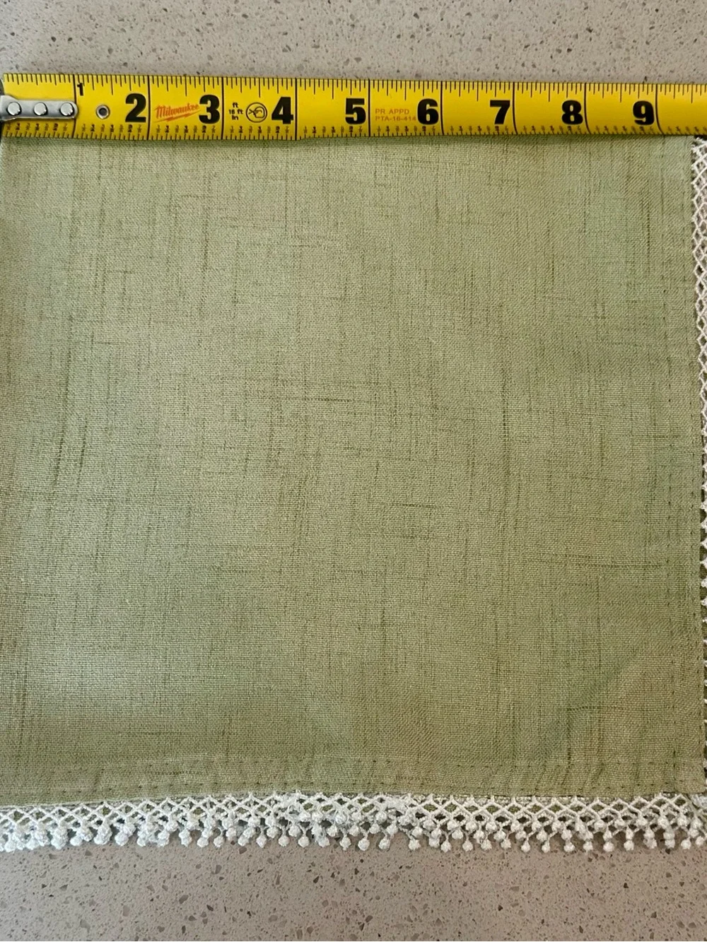 Green Lace-Trim Linen Accent Napkin set of 4